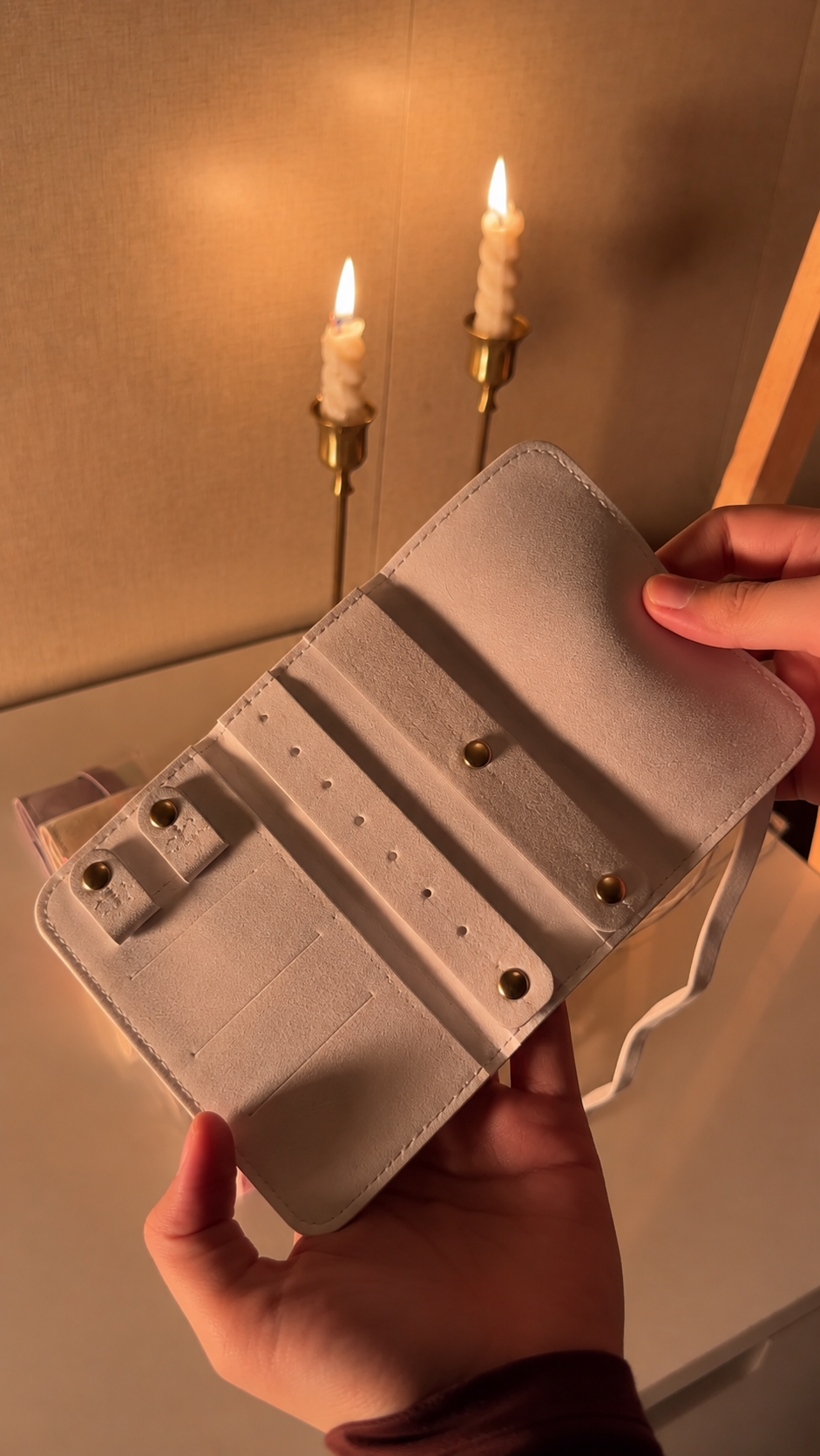 Velin Pouch - Light Grey