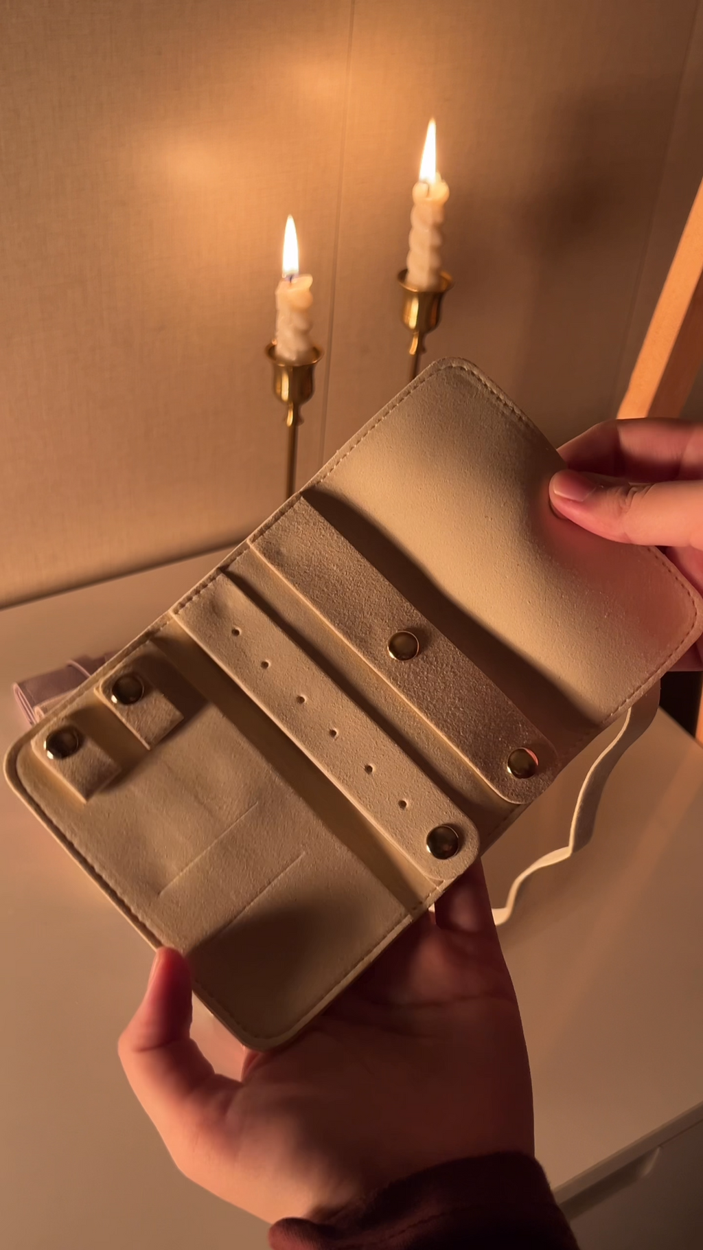 Velin Pouch - Beige